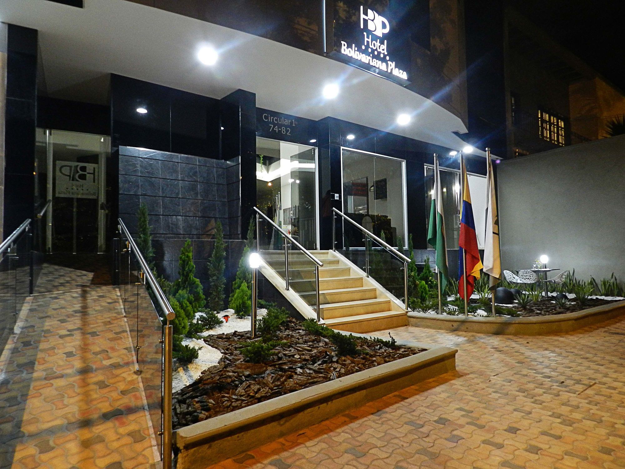 Hotel Bolivariana Plaza Medellín Dış mekan fotoğraf